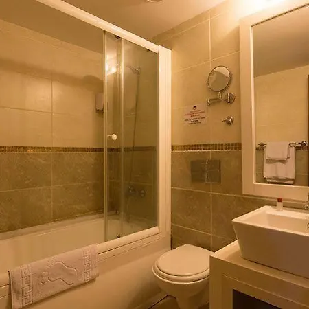 Hotel Tarbus *